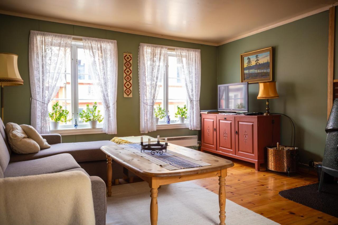 Houmbgaarden Apartment Røros Екстериор снимка